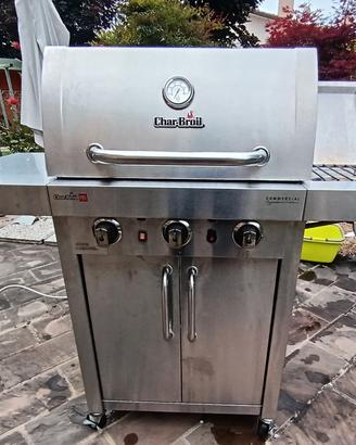 Barbecue a gas 3 fuochi Char Broil