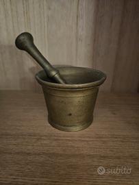 mortaio in ottone 