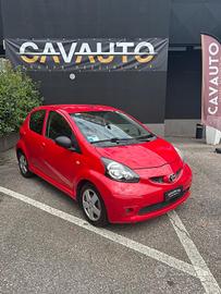 Toyota Aygo 1.4 turbodiesel 5 porte Sol