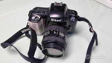 usato macchina fotografica analogica