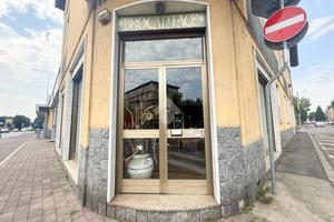 NEGOZIO A LISSONE