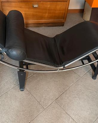 Chaise Longue stile Le Corbusier