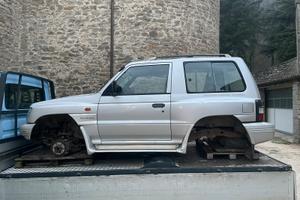 Mitsubishi pajero 2.5 ricambi