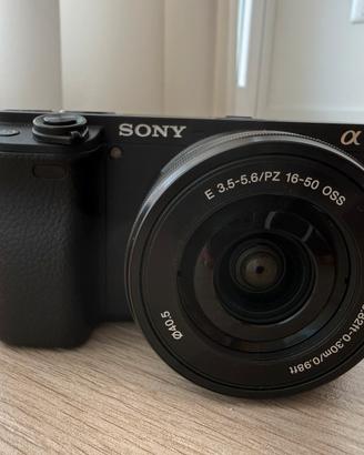 Sony Alpha 6400L nera