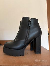 trionchetto stivaletto con tacco 39