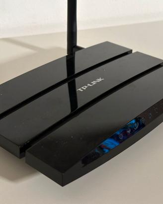 Modem Router WiFi Gigabit TP-Link TD-W8970 V3 300M