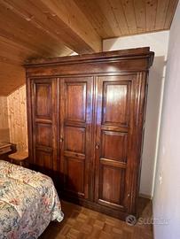 Armadio in legno
