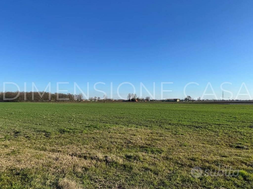 Terreno di 26971 m² a Mirandola - Vista 4
