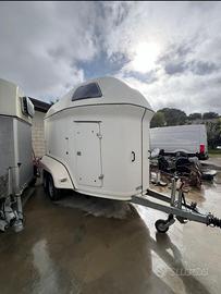 Van trasporto cavalli