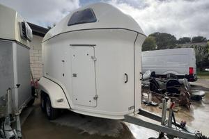 Van trasporto cavalli