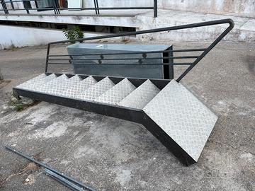 Scala in ferro