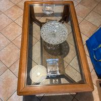 Tavolino da soggiorno con vetro