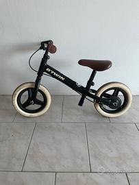 Bicicletta senza pedali