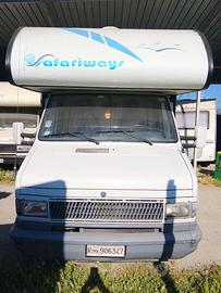 Camper mansardato