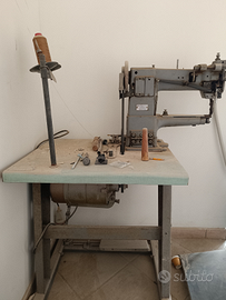 Macchina da cucire industriale