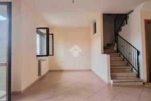 PORZIONE DI BIFAMILIARE A CATANZARO