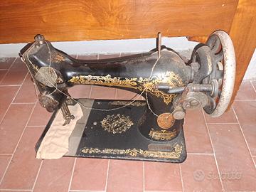 Macchina Singer epoca