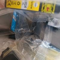 cartuce nuove compati 8nere 5 magenta 6gialle 3cia