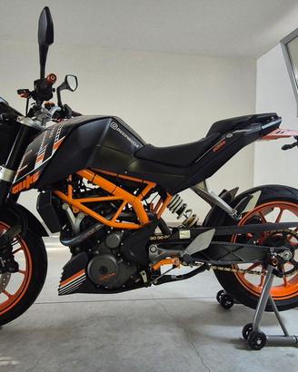 KTM DUKE 390 2014  A2  