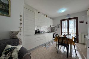 2 LOCALI A MONTEROTONDO