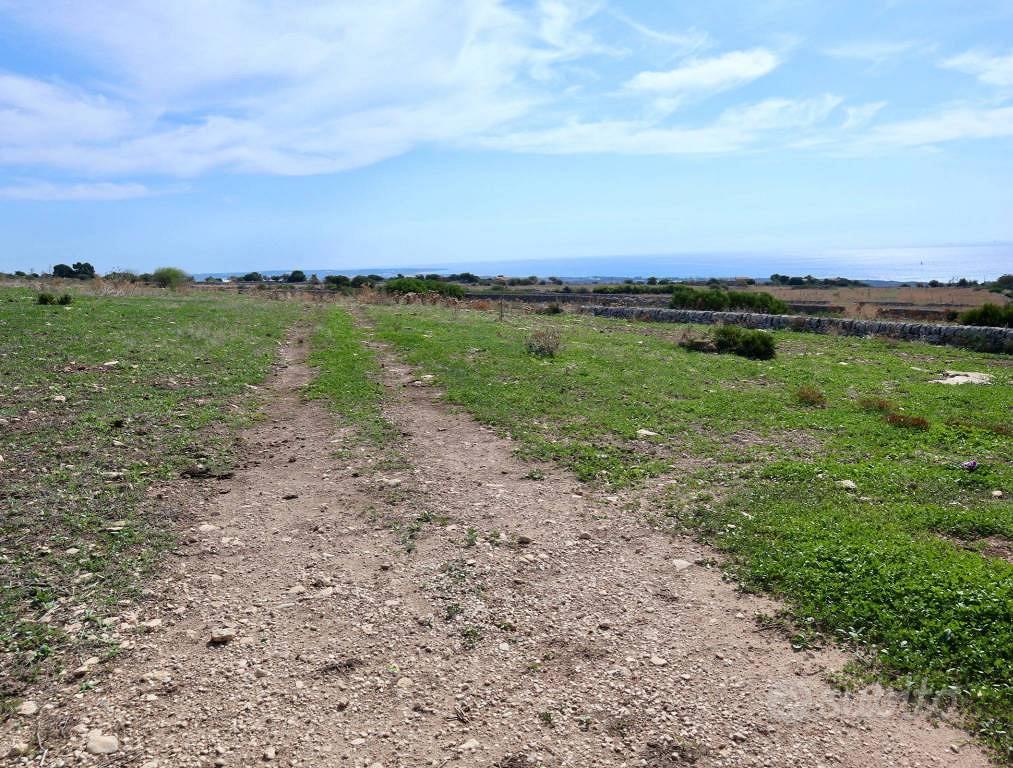 Terreno di 80000 m² a Ragusa - Vista 3