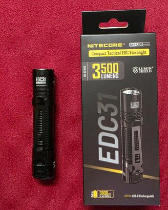 Torcia Nitecore Edc 31