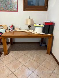 Tavolo in legno allungabile