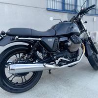 Moto Guzzi V7 - 2014