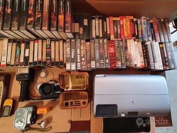 Oggetti vari da dischi, musicassette, film VHS var