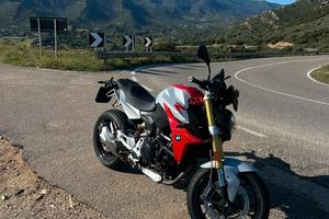 BMW F900R Sport