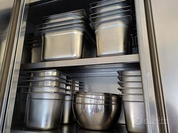 contenitori / vaschette in acciaio / plastica