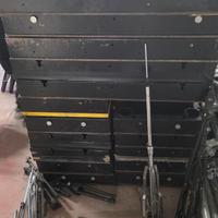 Palco pedane modulari + parapetti. Doppia altezza.