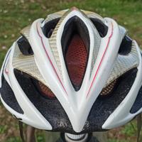 svuoto garage casco bici