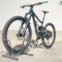 Giant Reign 1 - M