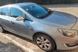 Opel Astra 1.7 cdti 131ncv Cosmo