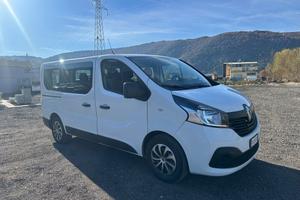 Renault Trafic 2018 9 POSTI EURO6 50.000 KM