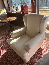 Coppia di poltrone in stile classico, ottime cond.