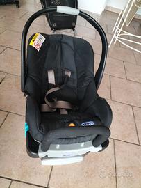 seggiolino ovetto auto