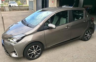 Toyota Yaris 1.5 Hybrid 5 porte Active