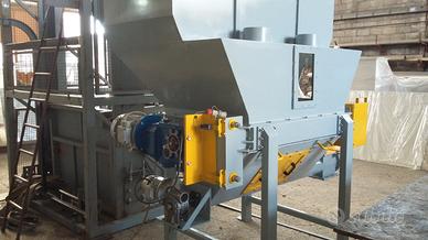 Trituratore Industriale Monorotore con Tramoggia