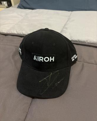 cappello airoh firmato da tony cairoli