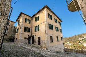 CASA INDIPENDENTE A COTTANELLO