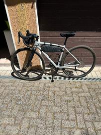 Bici gravel  ridley kanzo grx 2x12v