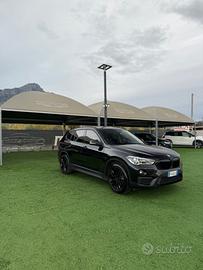 Bmw X1 sDrive18d xLine TOTAL BLACK