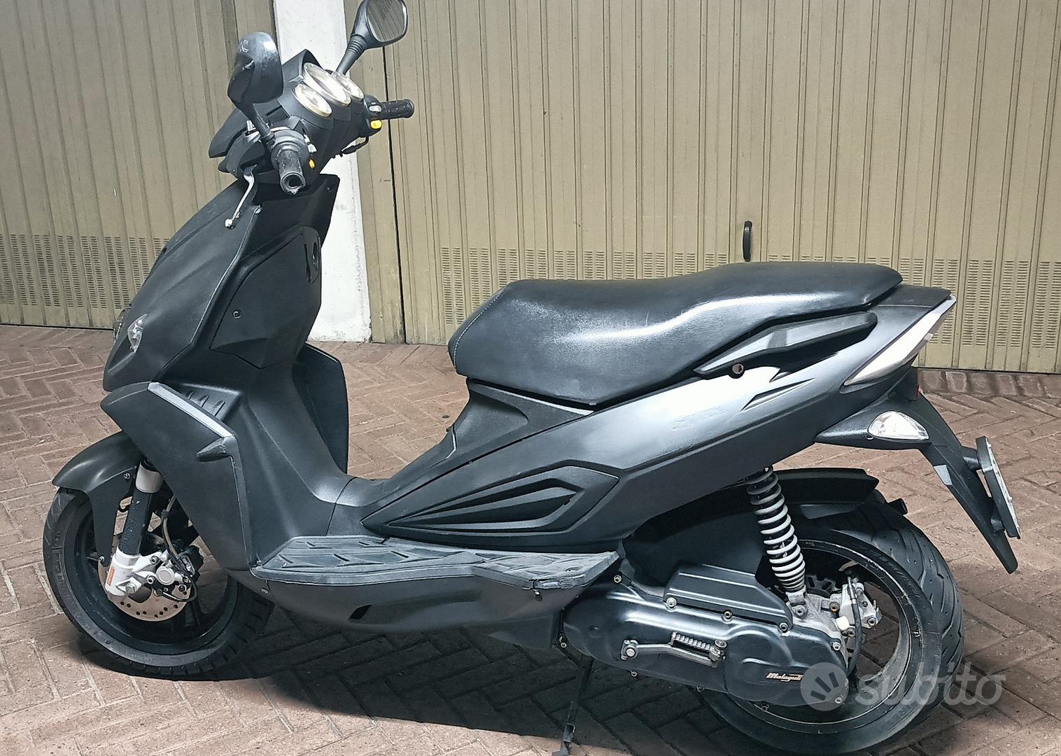 Scooter Malaguti 50cc F12r Malaguti Malaguti Phantom F12-R 50 2008