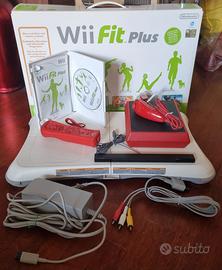 Wii mini + Wii Fit Plus + Gioco Wii Fit Plus