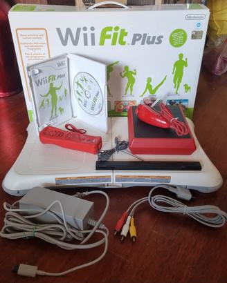 Wii mini + Wii Fit Plus + Gioco Wii Fit Plus