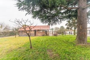 Magazzino via Verdi 4, Monzoro