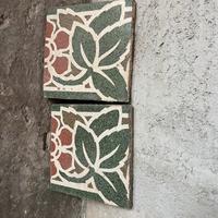 Mattoni in cemento con decorazioni