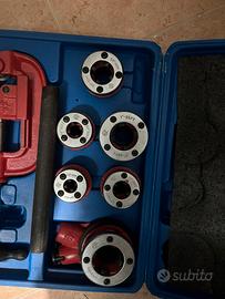 Kit filiera manuale BSPT 1/4  1 1/4” con tagliatub